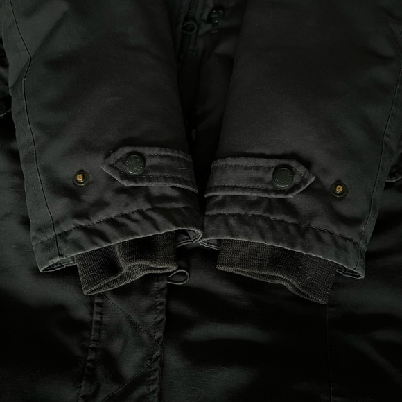 Canada Goose Kensington Parka Size Small - Picture 9 of 14